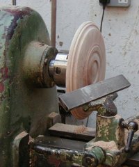Faceplate turning, using a chuck
